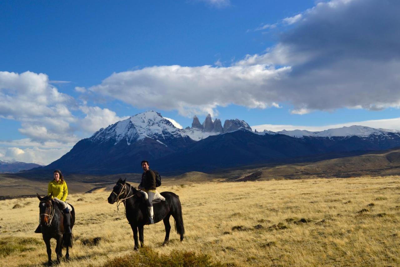 Hosteria Tercera Barranca Torres del Paine National Park Exterior photo